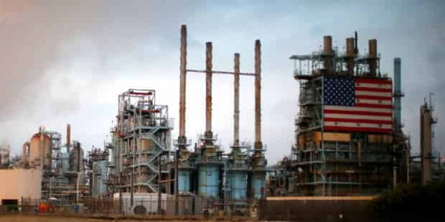 В США возобновили импорт нефти из Венесуэлы