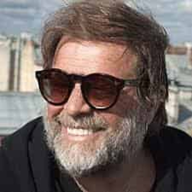 На Бориса Гребенщикова напали в центре Киева