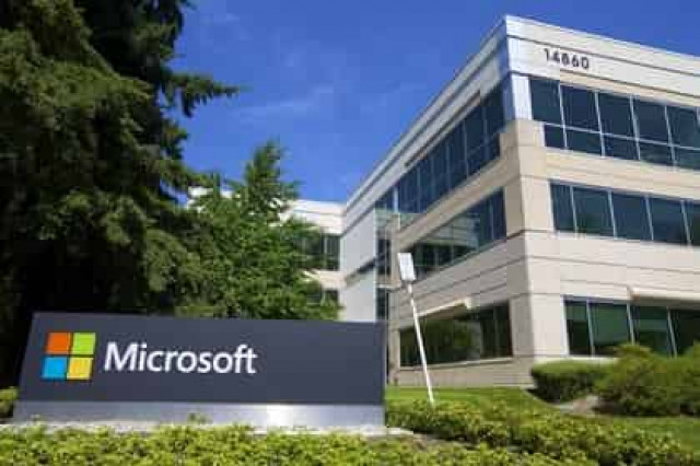 Прибыль Microsoft упала на 7 процентов по итогам квартала