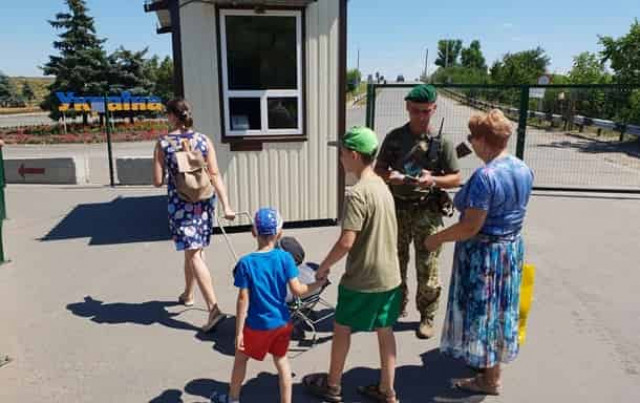 Відомо точне число росіян, яким заборонений в'їзд в Україну