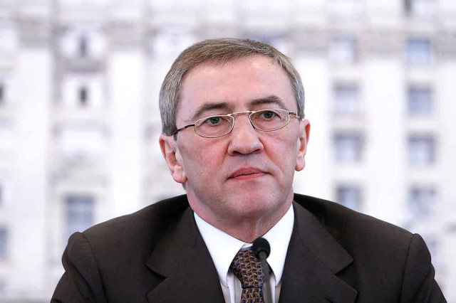 «Леня Космос» Черновецкий требует запретить Луценко покидать страну
