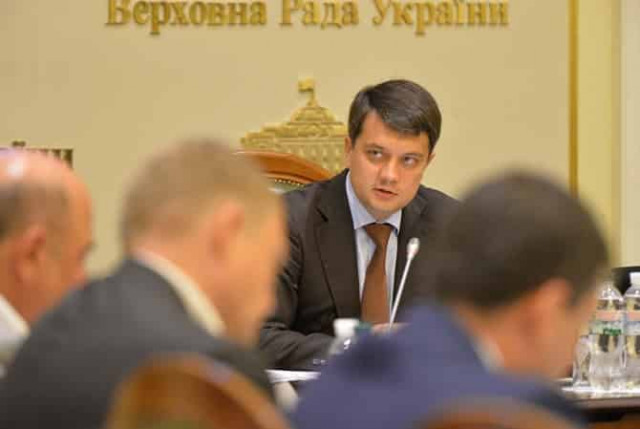 Разумков назвав дату підписання коаліційної угоди