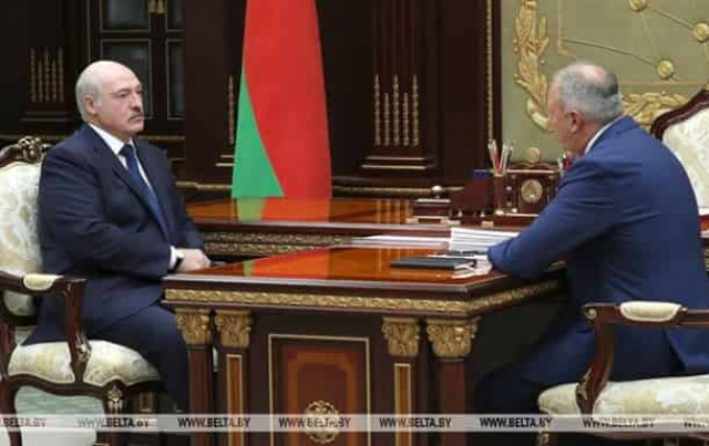 Лукашенко розповів, що Зеленський просив у нього підтримку