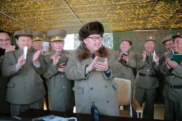 КНДР испытала твердотопливный ракетный двигатель