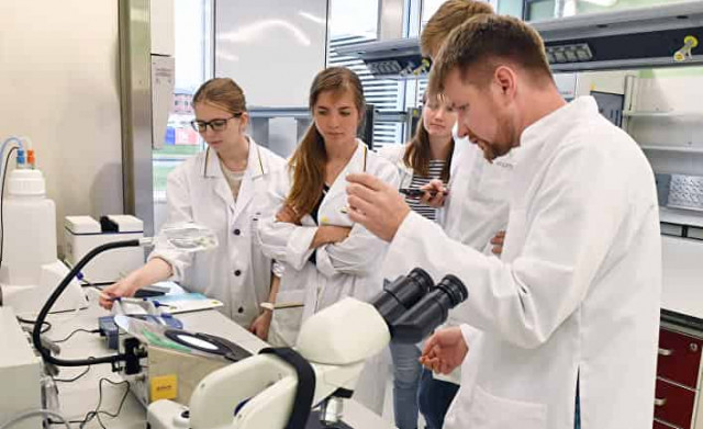 Наука — не конек Путина и Трампа