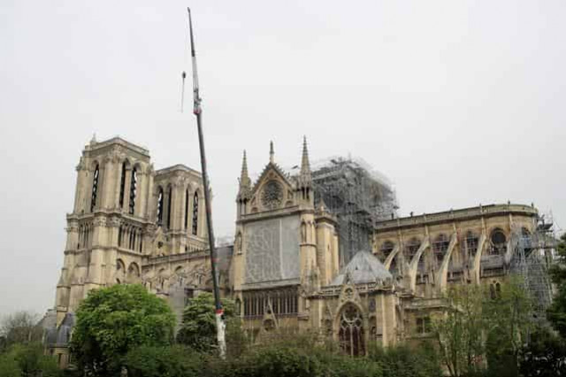 Scaffolding firm says workers smoked at Paris' Notre-Dame