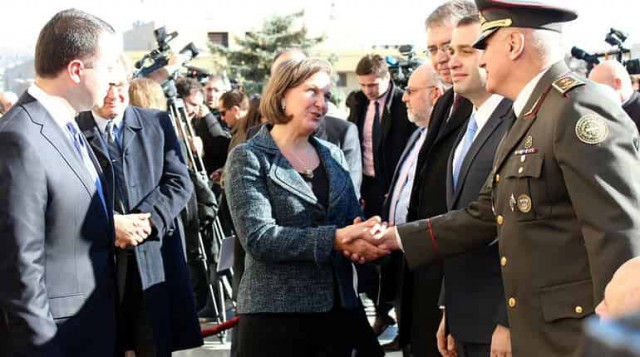 Россия отказала в визе Нуланд 