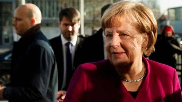 Germany: Merkel’s partners mull how to choose new leader