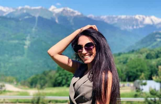 Со дна реки подняли тело пропавшей певицы
