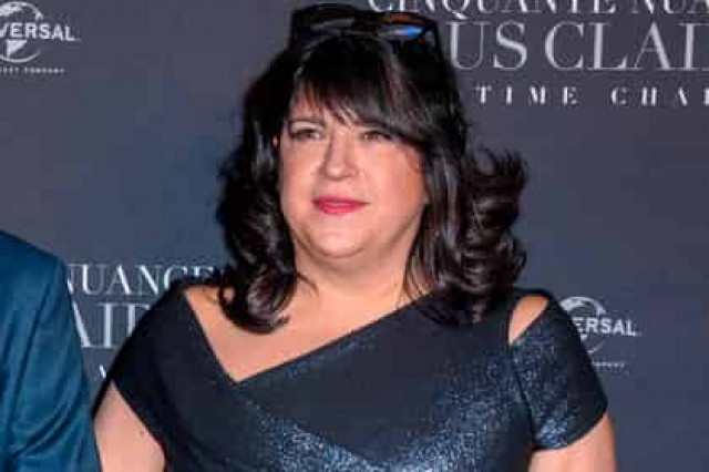 Автор «50 оттенков серого» напишет еще один эротический роман
