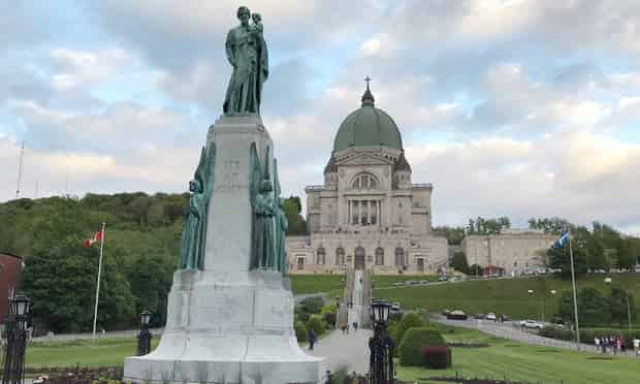 Montreal to take down 80-year-old crucifix from city chambers