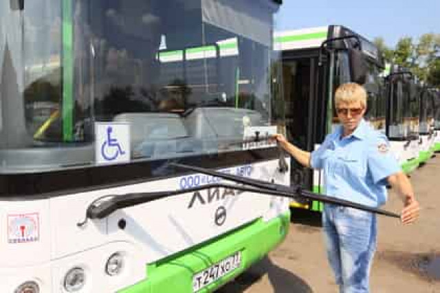 Минздрав предложил запретить низким людям управлять автобусами и грузовиками