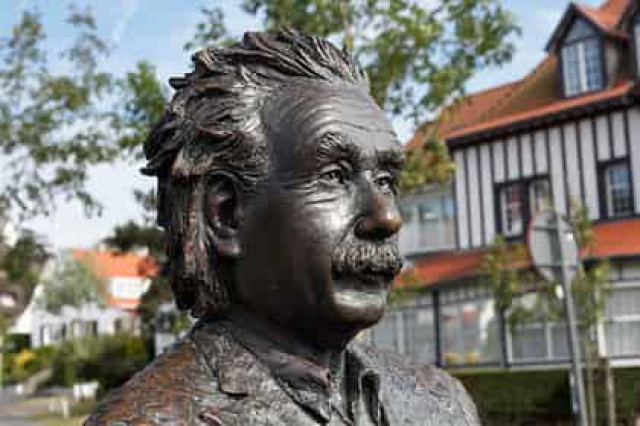 Обнаружен опасный парадокс теории Эйнштейна