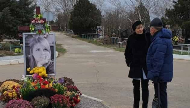 German ambassador in Kherson honors memory of Kateryna Handziuk