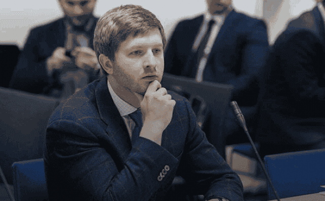 Інтерпол оголосив у міжнародний розшук колишнього главу Нацкомісії регулювання енергетики і комунальних послуг