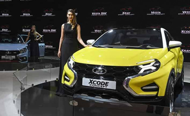 Крупнейшая российская автомобильная компания выходит на рынок в Китае. Тойота и Фольксваген обеспокоены.