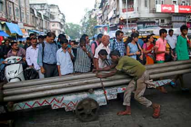 Названы города с самыми высокими зарплатами у иностранцев
