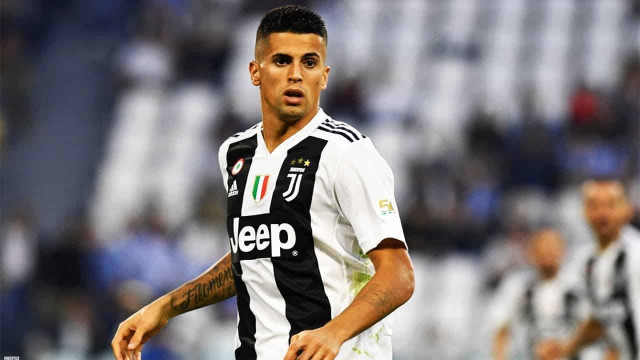 Канселу раскритиковал УЕФА 
