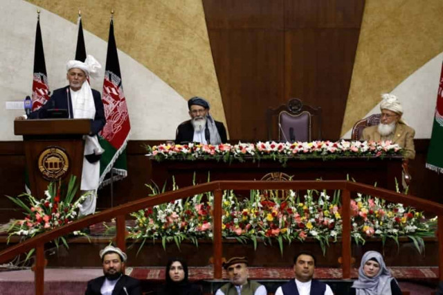 Afghan president urges new lawmakers to participate in peace process