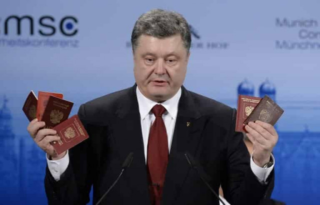  Poroshenko thanks Europe and US for their stance on issuance of Russian passports in Donbas