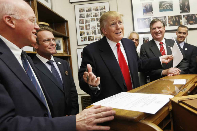 New Hampshire political legend falls prey to Trump effect