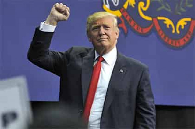 Пользователей сети разозлило сравнение Трампа с Иисусом