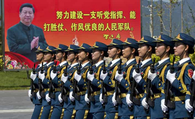 Следуя по стопам Путина и Мао Цзедуна, китайский лидер Си Цзиньпин готовится править вечно
