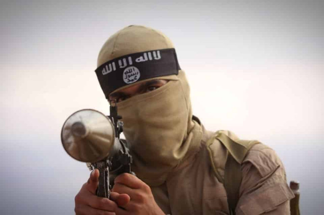 Из-за членства в ИГИЛ трех французов приговорили к смертной казни