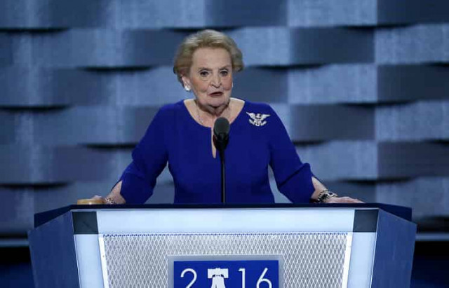 Олбрайт: Трамп уже нанес ущерб США, участвуя в президентской гонке
