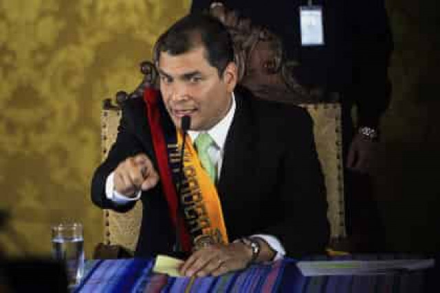 Шесть эквадорских полицейских получили 12 лет за попытку убийства президента