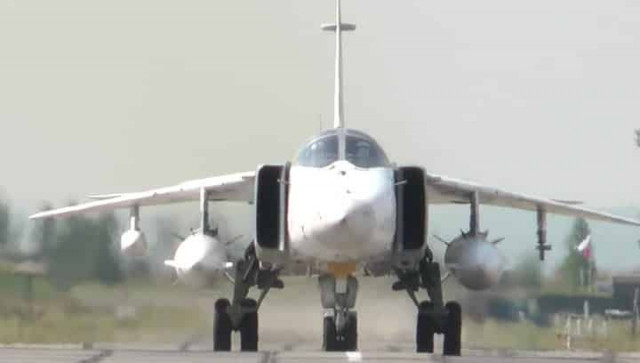 На юг России перебрасывают массированную группировку войск