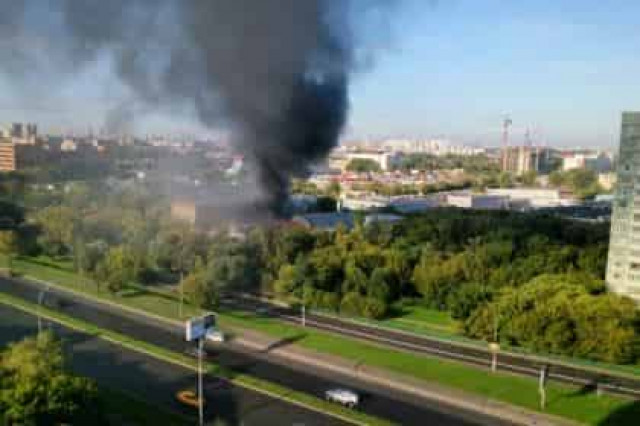 Жертвами пожара на московском складе стали 16 человек