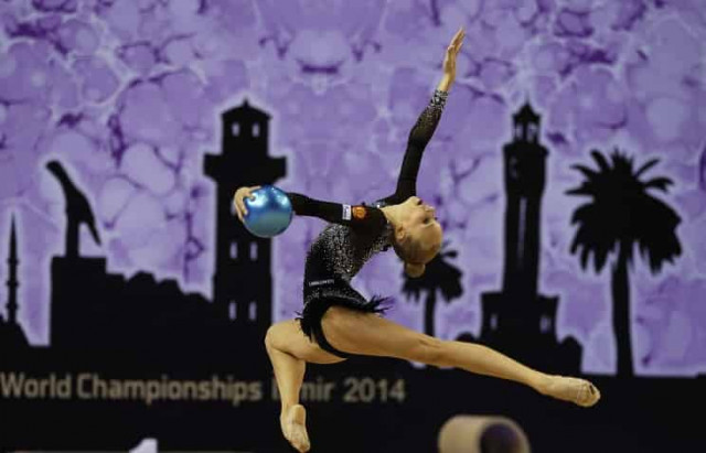 Яна Кудрявцева завоевала золото ЧМ по художественной гимнастике в личном многоборье