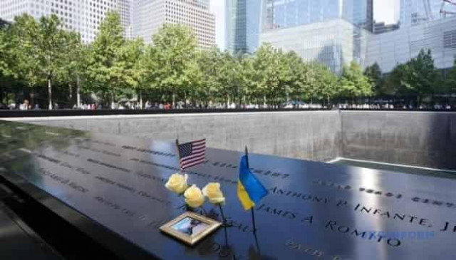 Ukraine’s President and First Lady commemorate 9/11 victims in New York. Photos, video