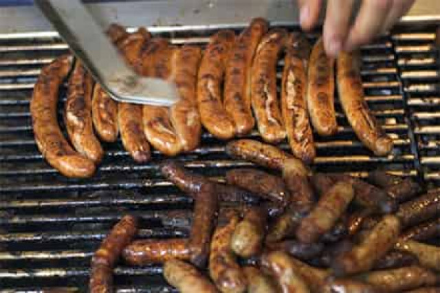 ВОЗ назвала переработанное мясо источником рака