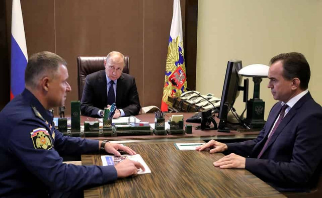Путин пообещал федеральную помощь пострадавшим от наводнения на Кубани
