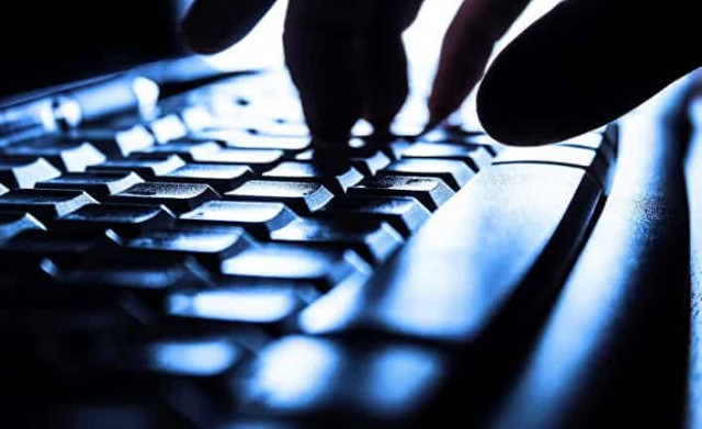 Россия взломала базы данных 7 штатов перед выборами в США
