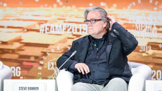 Bannon under fire at Kazakhstan media conference