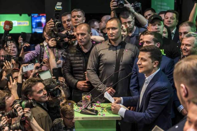 Штаб Зеленского поддержал петицию против Порошенко и его окружения 