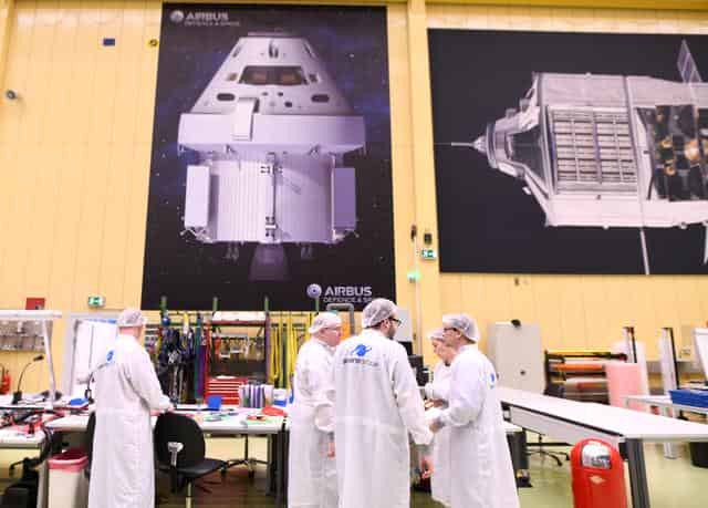 Fly me to the moon: Germany eyes slice of lucrative space market