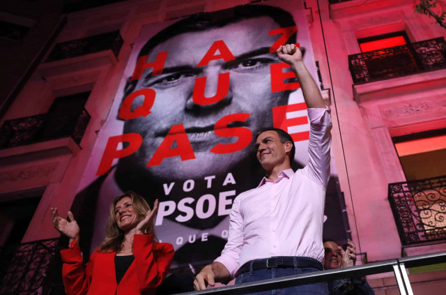 Socialists win Spain election, far-right emerges as player