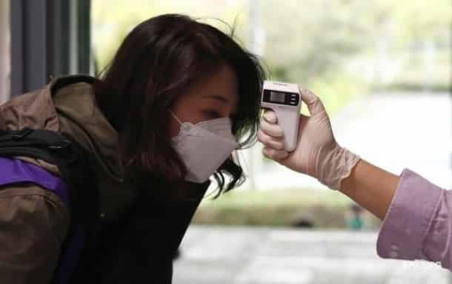 Южная Корея возвращает строгий карантин из-за роста COVID