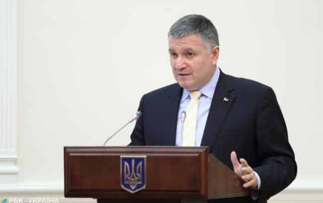 Зеленский хочет оставить Авакова во главе МВД