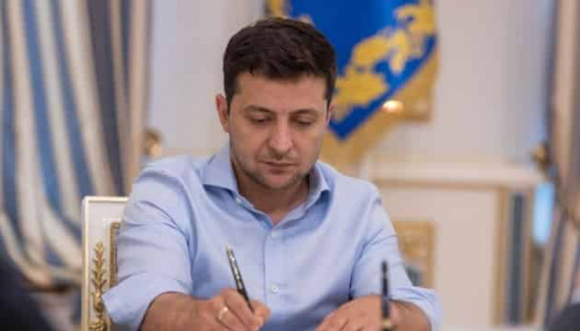 Zelensky signs law on transferring affairs to new GTS operator