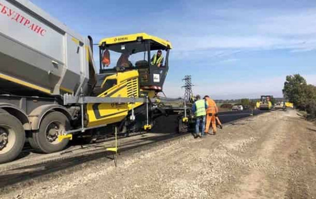 «Большое строительство» дорог в Украине начнется весной следующего года, обещает Гончарук