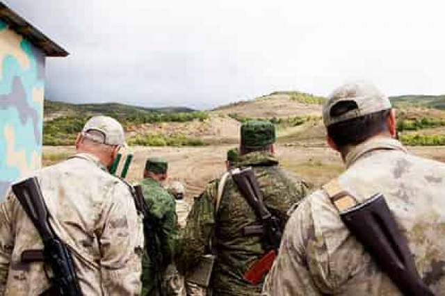 Сенаторы одобрили прием южноосетинских военных в состав армии России
