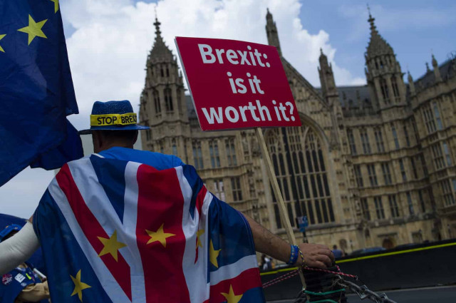 Парламент Великобритании «провалил» важное голосование 