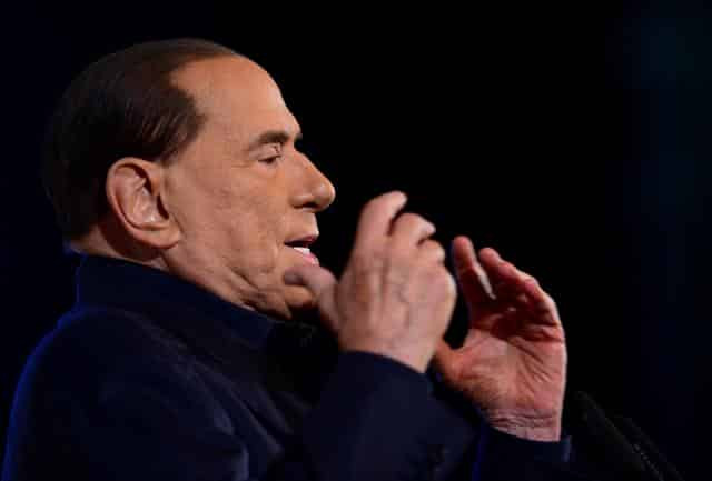 Berlusconi in hospital for kidney pain, plans to resume campaign