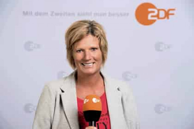 Первую женщину-комментатора жестко обругали в соцсетях
