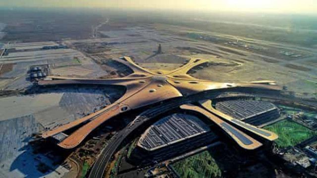 У Пекіні побудували найбільший у світі аеропорт